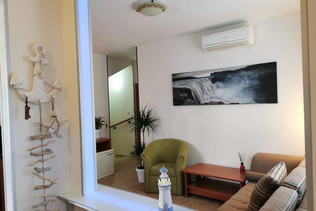 Nice-Comfort-Lux Apartment 95M2 Near The Beach Medulin Eksteriør billede